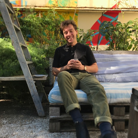 Meet your Posher - Picture 1 of 1